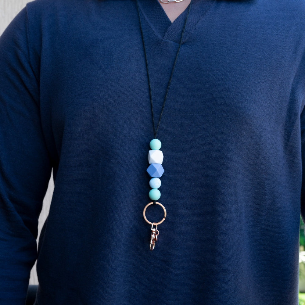 Ocean Lanyard – A Stylish Blend of Functionality and Elegance - The Grateful Collective
